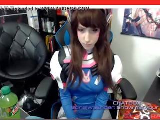 D.va learns là est plaisir en défaite