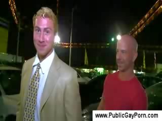 Mobil sales schoolboy gives a publik blow job