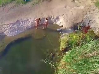 Çıplak deri kızlar - drone erişkin video
