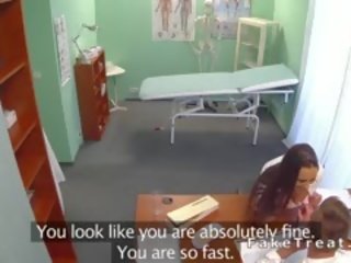Medico fucks ny sjuksköterska