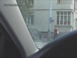 Sharking unschuldig teenager im öffentlich unseen video