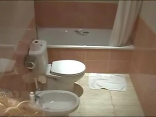 Gizli camara tanrıça banyo mastürbasyon