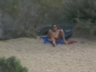 Spiaggia voyeur xxx video