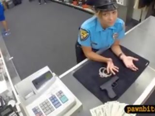 Polisi officer pawns her muff and fucked by sexually aroused pawn man