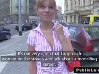 Tjeckiska amatör enchantress knull i offentlig